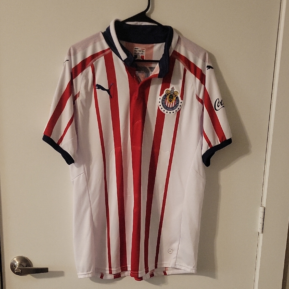 Puma White and Red Striped Club Deportivo Guadalajara Jersey